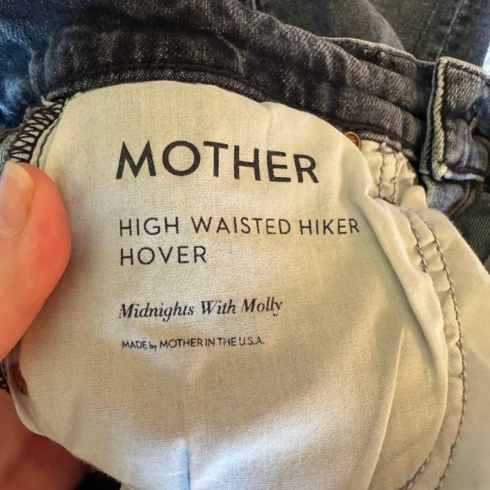 Mother High Waisted Hiker Hover Jeans Midnights With Molly Faded Black Size 26 - Picture 9 of 13